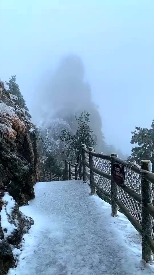 逃离别墅度假村